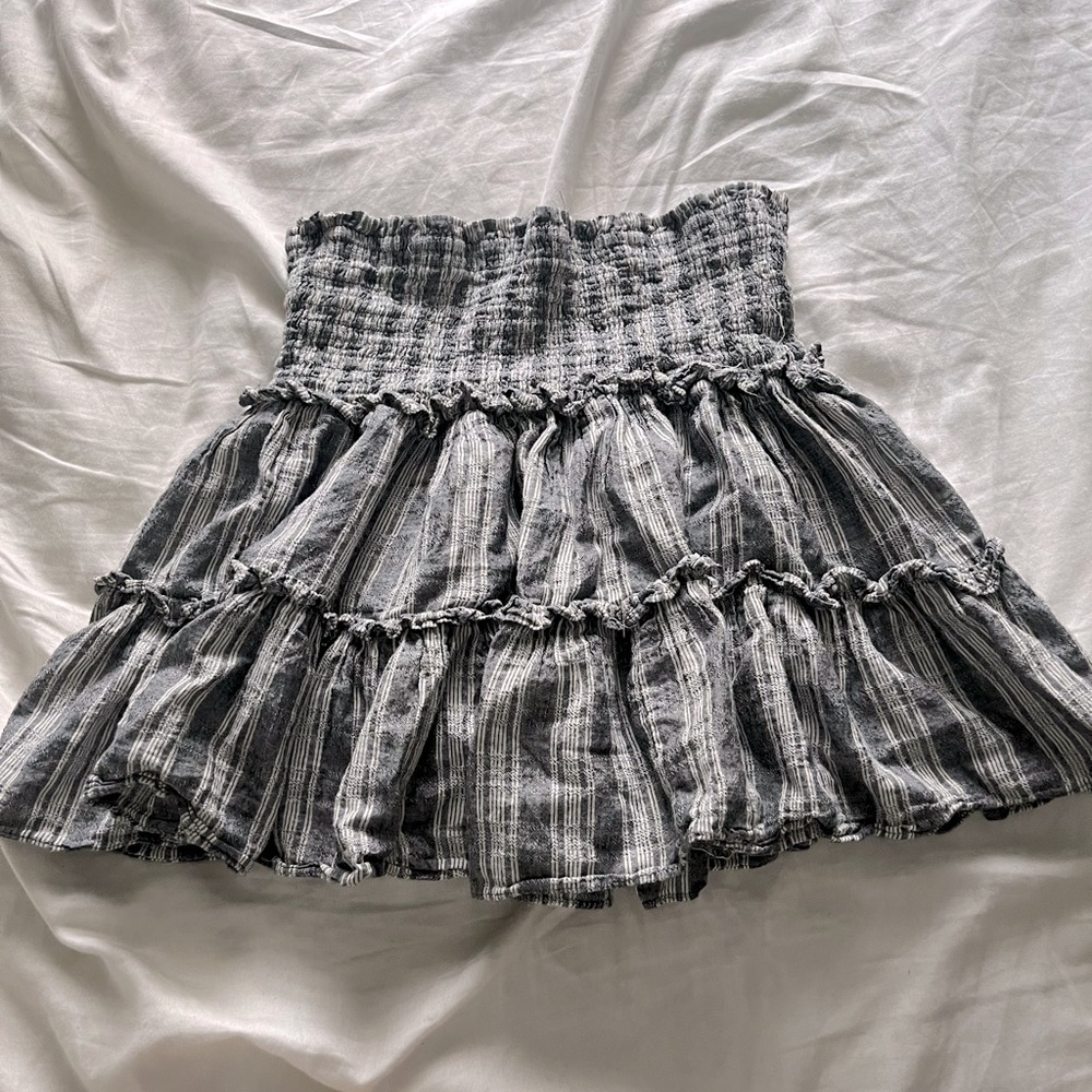 Good Skirt for fall and spring!!